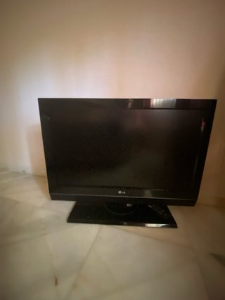 Televisión LG 42 Negra no es HDSmart mod. 32LC56