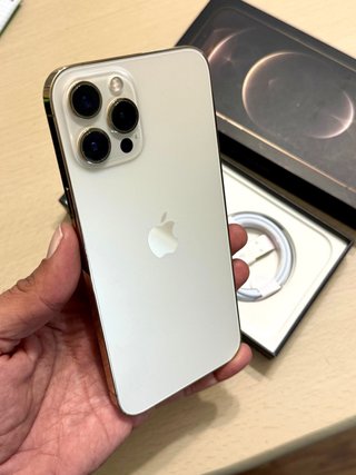 iPhone 12 Pro Max 100% Batería