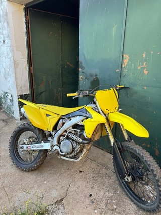 Suzuki 450 MATRICULADA