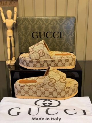 Sandali Gucci Beige e Marrone