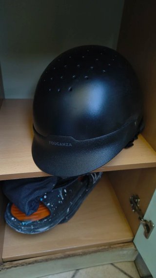 Casco equitazione FOUGANZA nero