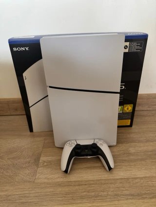 PlayStation 5 Slim Digital Edition - Poco uso
