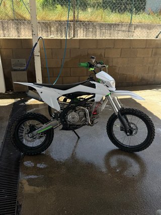 Moto Pit Bike 155Z Blanca y Verde oferta