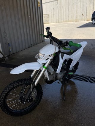 Moto Pit Bike 155Z Blanca y Verde oferta
