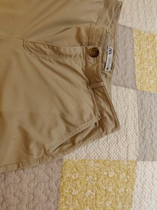 Pantalón de algodón beige nuevo