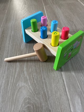 Juguete de madera con números