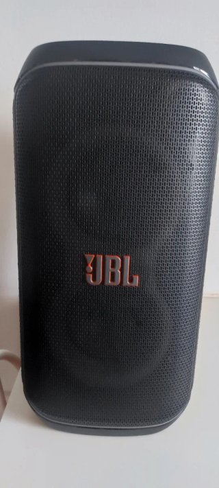 Altavoz JBL PartyBox 120 con dos baterías y funda