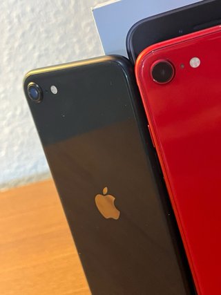 Lote de 3 iPhone SE 64 GB + Accesorios
