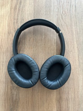 Cuffie Bluetooth Momo Design Nere