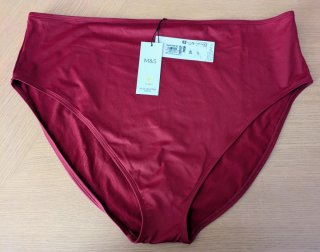 Braguita Bikini Talle Alto M&S Talla 52/24 Rojo