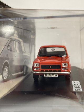 SEAT 127 (1972) Escala 1/43