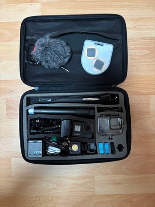 GoPro Hero 8 Negra con Estuche Y accesorios