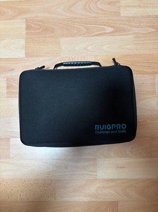 GoPro Hero 8 Negra con Estuche Y accesorios