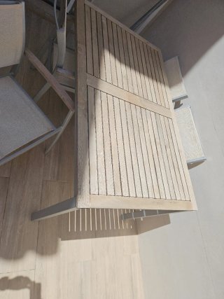 Mesa de comedor madera y aluminio