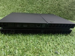 PS4 512GB Negra con Mando Multicolor