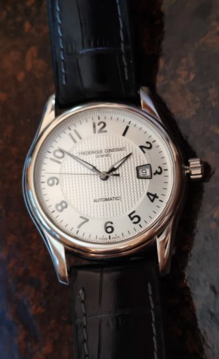 Reloj Frederique Constant Classics Runabout Automá