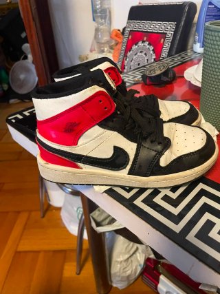 Jordan Niños Talla 35