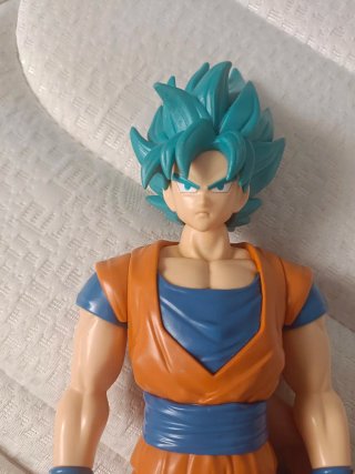 Figura Goku Super Saiyan Azul