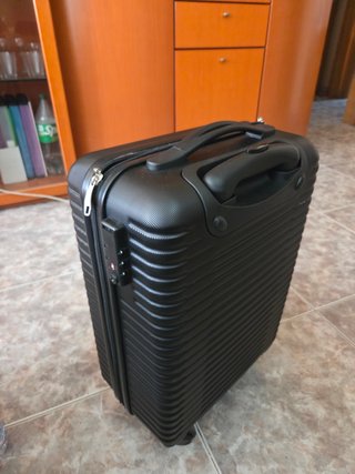 Maleta de cabina negra
