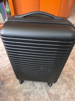 Maleta de cabina negra