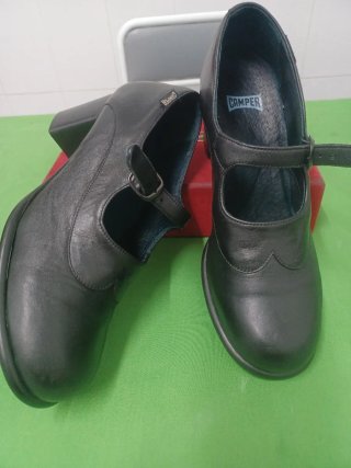 Merceditas Camper Negras Talla 38