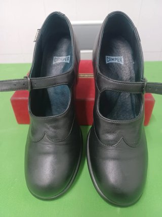 Merceditas Camper Negras Talla 38