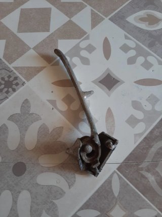 Cavatappi, taglia pasta, accessorio barba