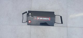 Batería Litio DUMFUME 12.8V 300Ah LiFePO4