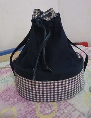 Bolso de tela vaquera con cuadros