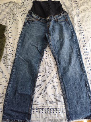 Pantalones premamá: verde y vaqueros