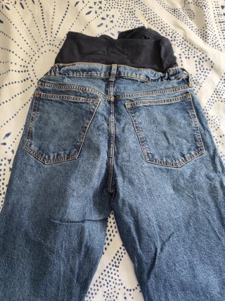 Pantalones premamá: verde y vaqueros