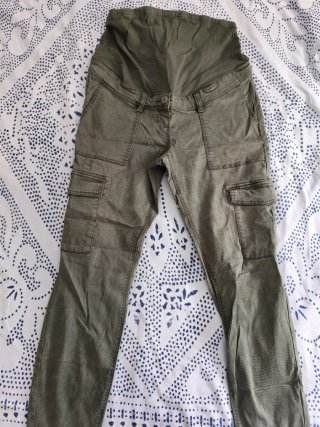Pantalones premamá: verde y vaqueros