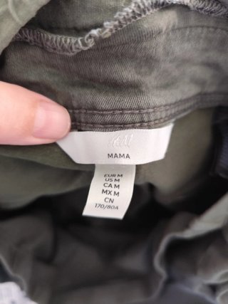 Pantalones premamá: verde y vaqueros