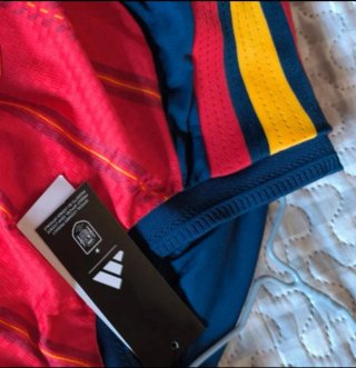 Camiseta Adidas Slim Fit Talla L