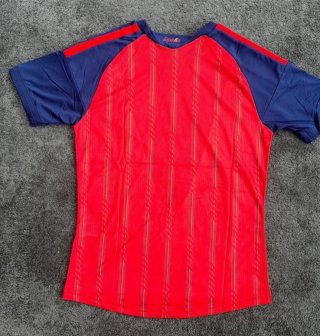 Camiseta Adidas Slim Fit Talla L