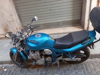 Suzuki Bandit Azul