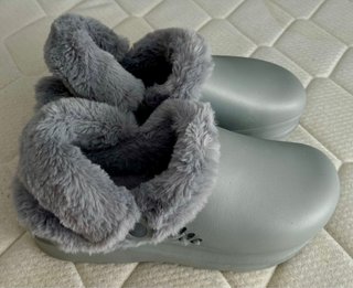 Zuecos grises Primark Talla 41
