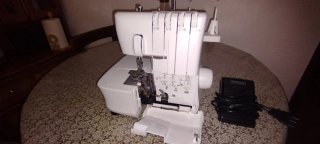 Remalladora Singer S14-78