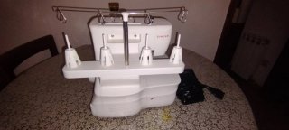 Remalladora Singer S14-78