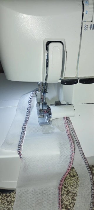 Remalladora Singer S14-78