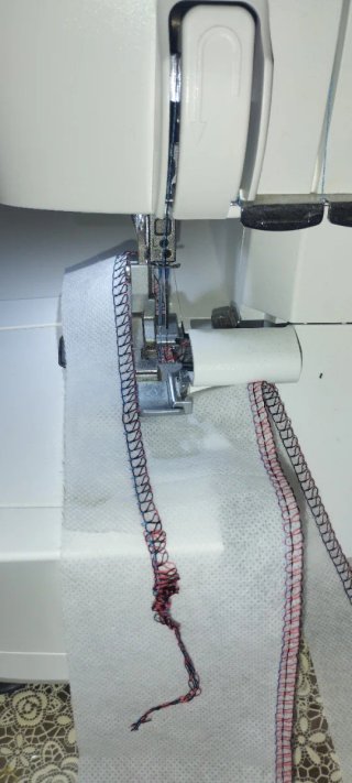 Remalladora Singer S14-78