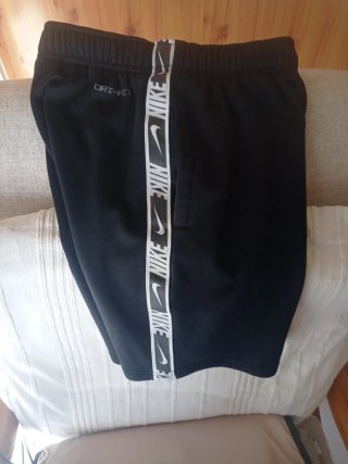 Pantalón corto Nike niño T.137-147 con bolsillos
