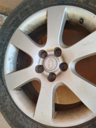 Llanta Hyundai