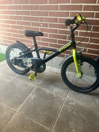 Bicicleta infantil BTWIN negra y verde