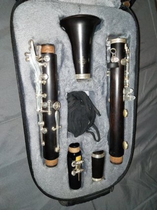 Clarinete Buffet con funda de 3 bolsillos