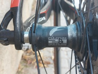 Ruedas carretera Fulcrum FC4 y cierres fulcrum