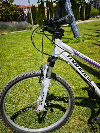 Bicicleta Montana 26 Blanca-Morada