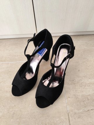 Zapatos de tacón La push negros talla 41. Sin usar