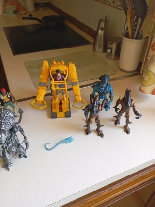 Lote Figuras Alien