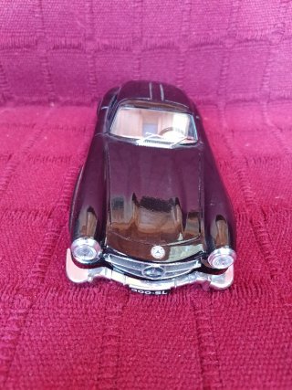Mercedes Benz 300 SL Negro